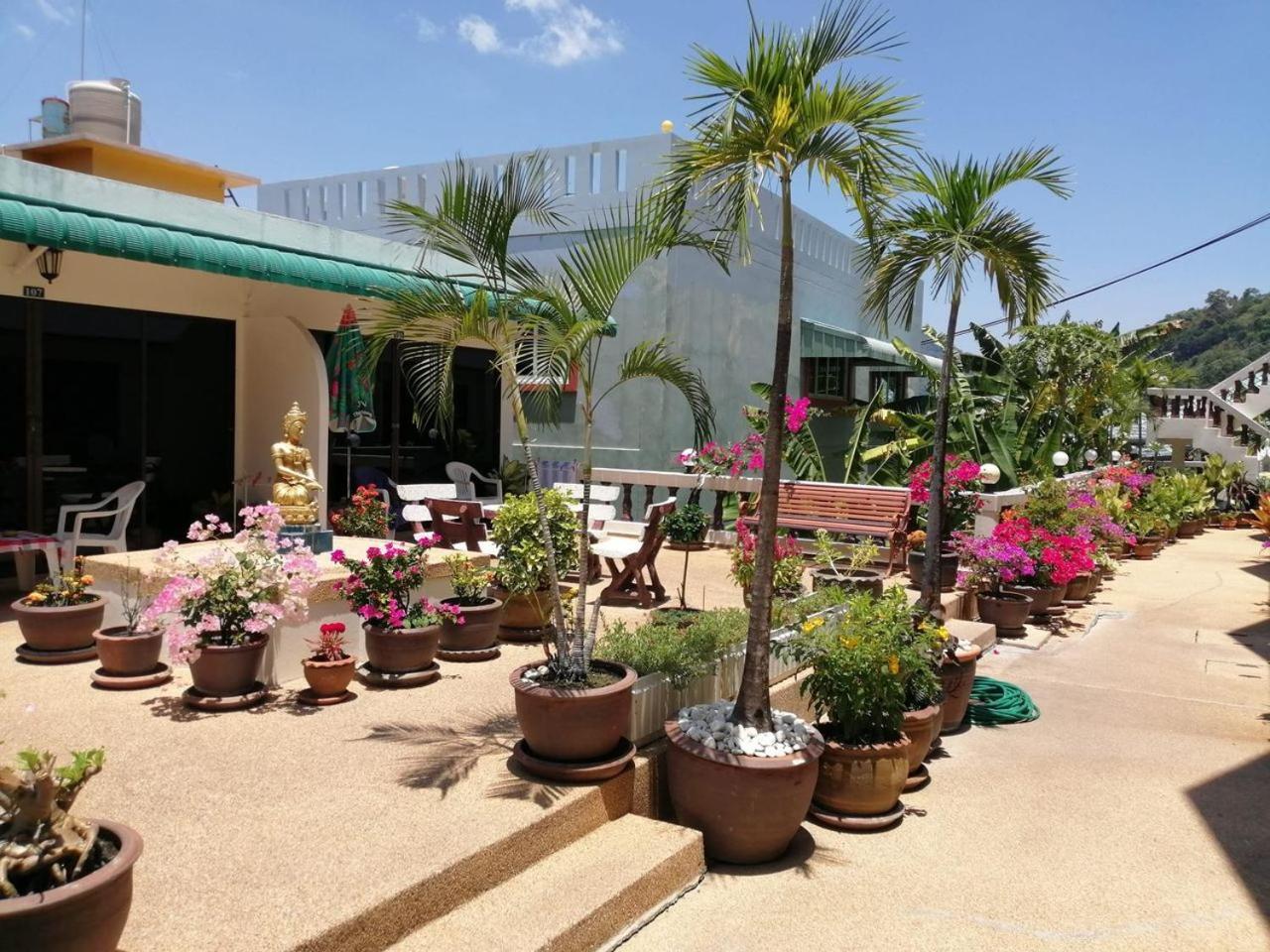 Blue Sky Residence Patong Exterior foto